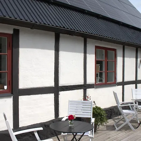 Landet Bed And Breakfast-2