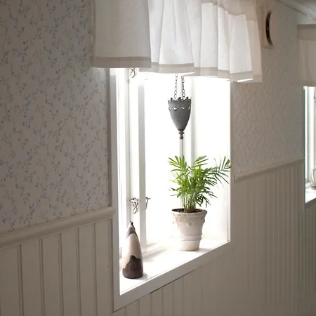 Landet Bed&Breakfast-2
